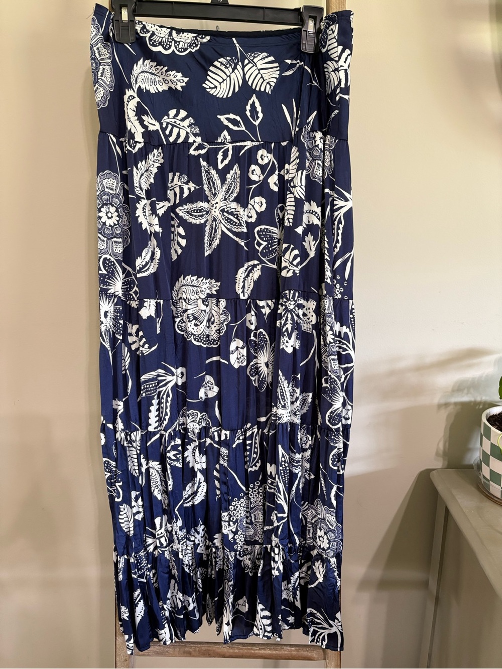 Karen Kane Navy and White Floral Tiered Maxi Skirt